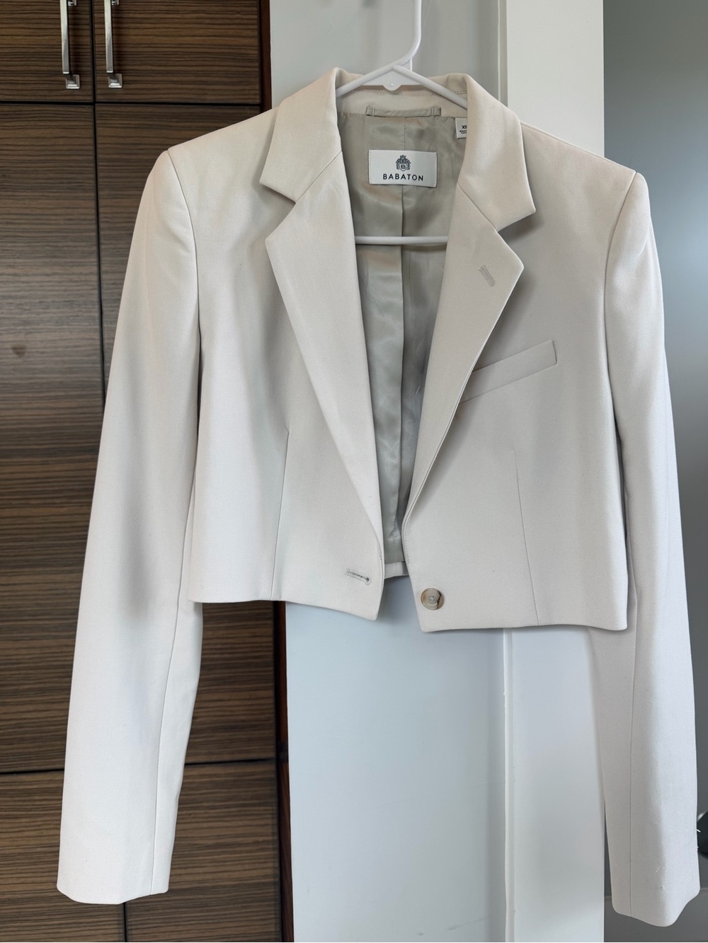 Aritzia Cropped Cream Blazer Jacket